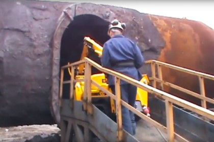 Brokk 100 River tegel, Tata UK