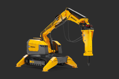 Brokk 900 gray background