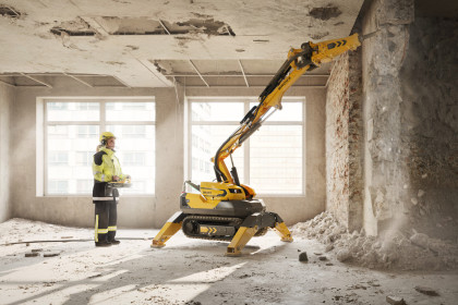 Brokk 130+ in construction